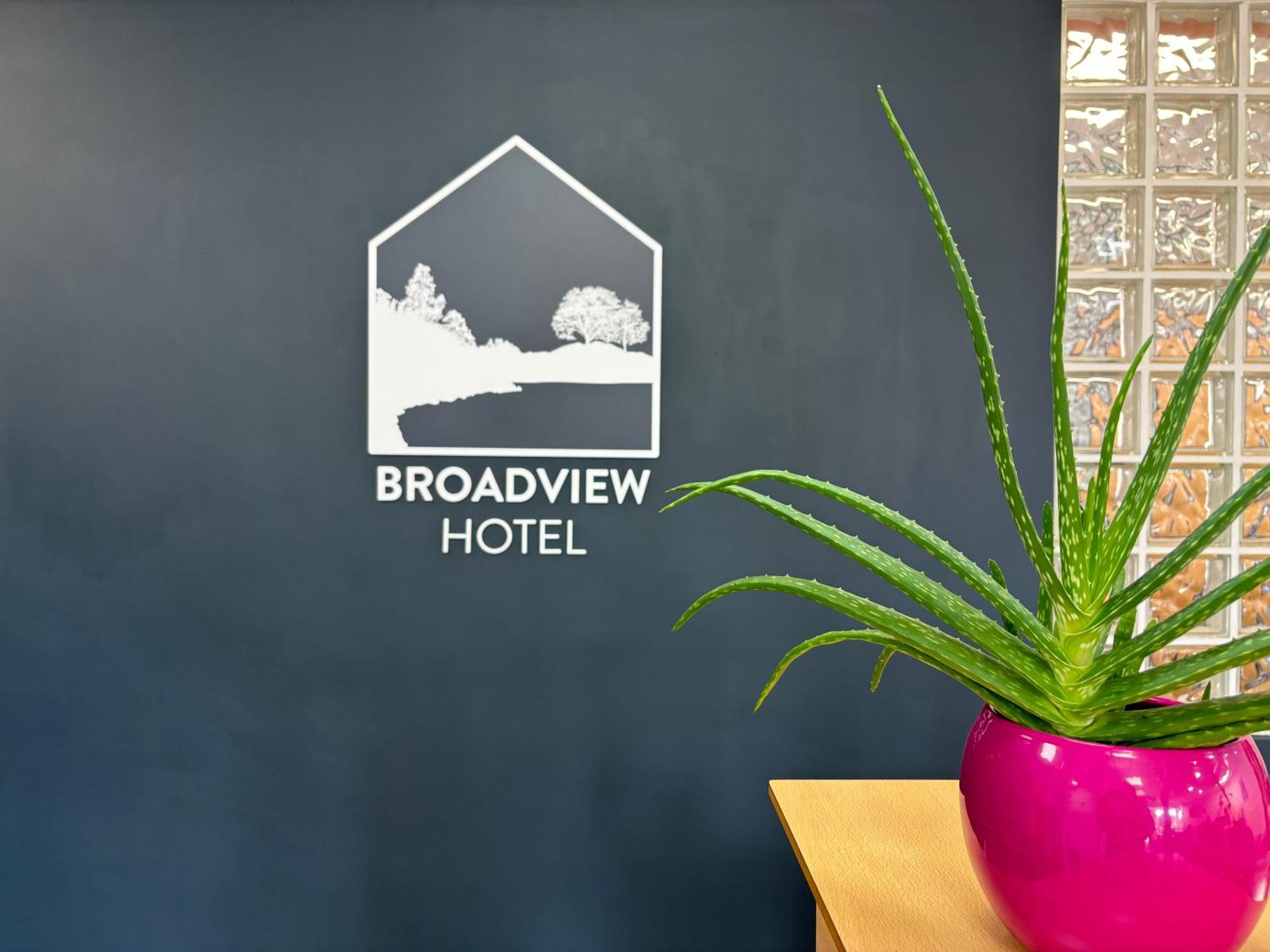 Broadview Hotel Norwich Exterior photo